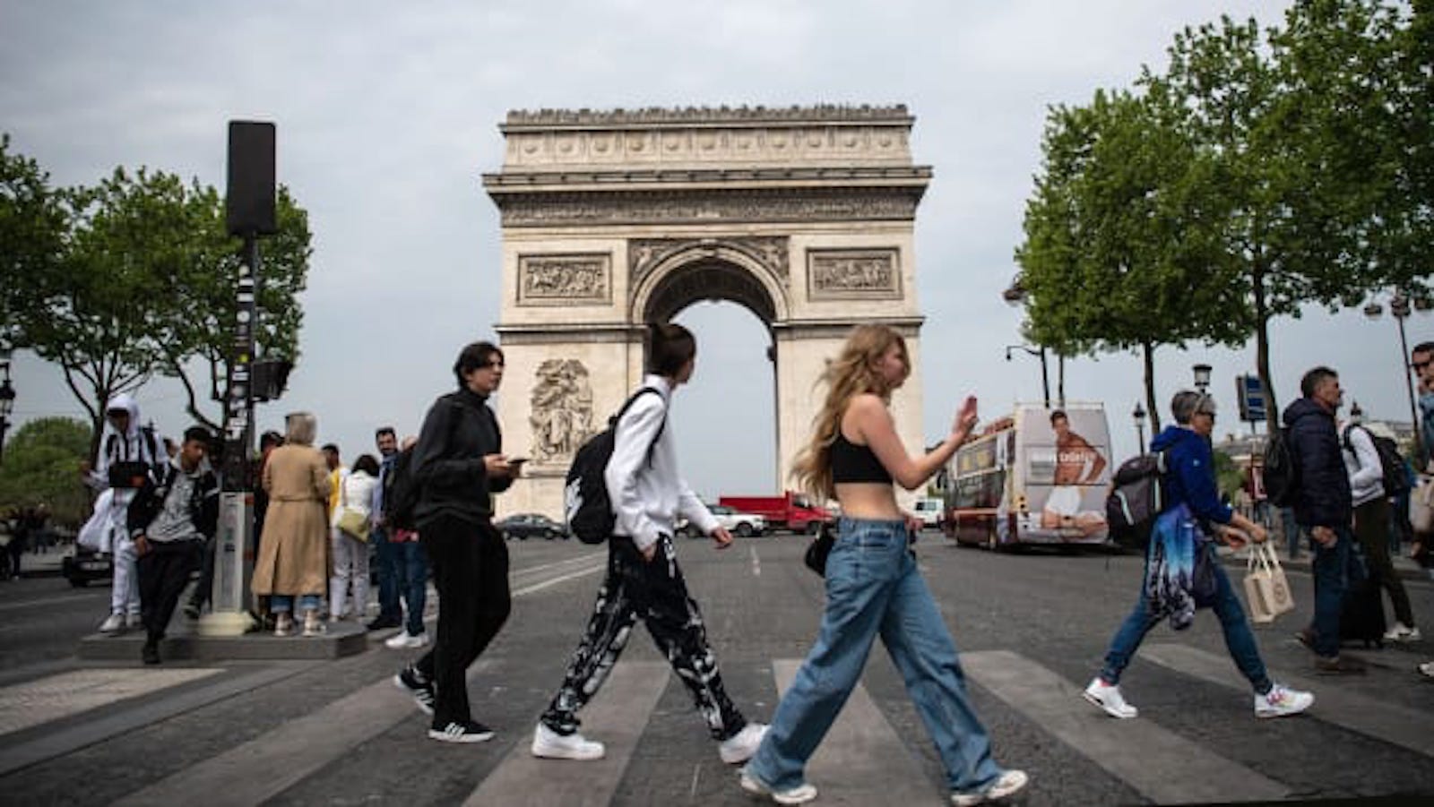 CDC-alerta-viajes-france-CNN