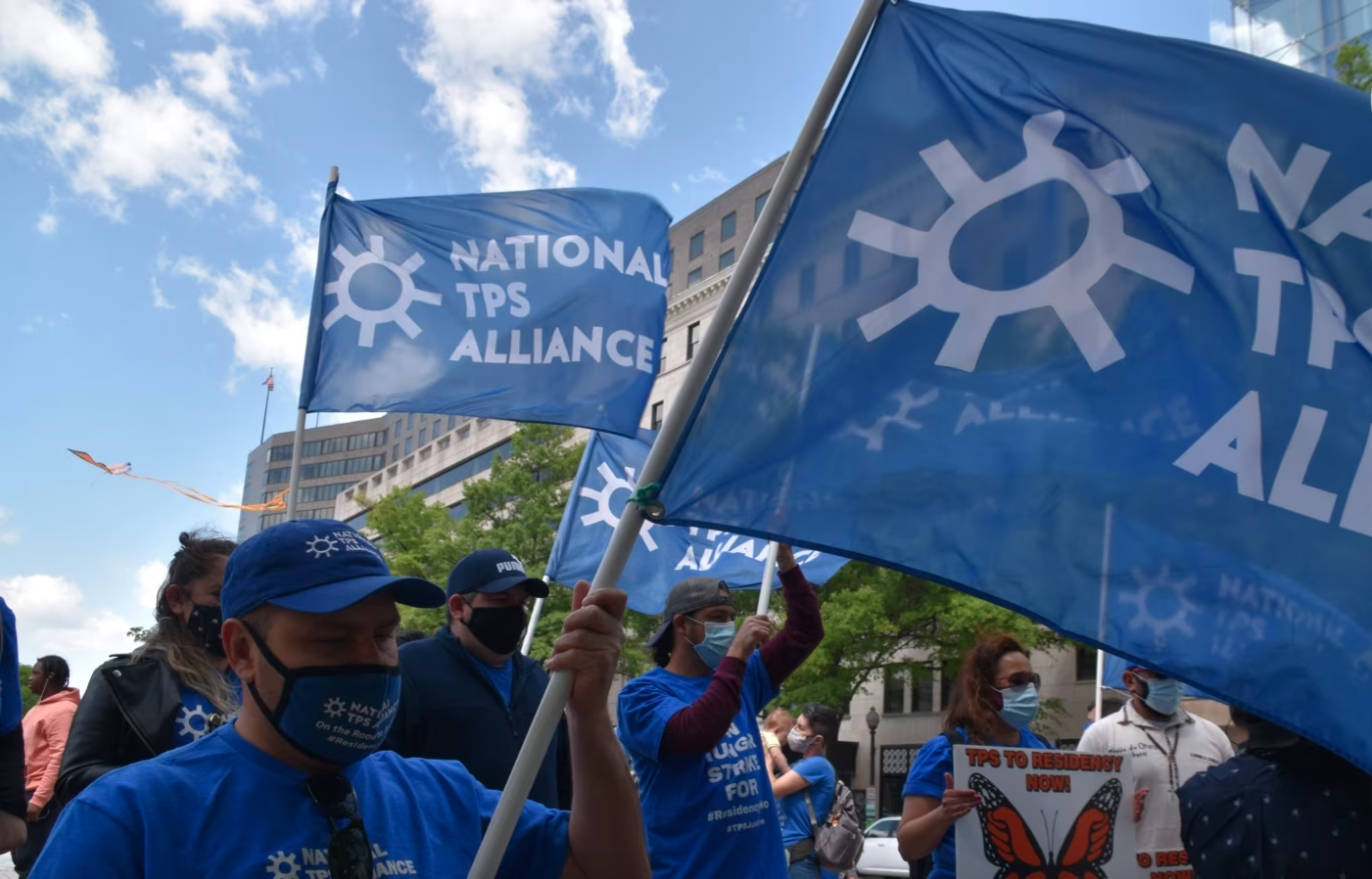 ¿Cuántos salvadoreños hay en Estados Unidos y qué planes tienen?