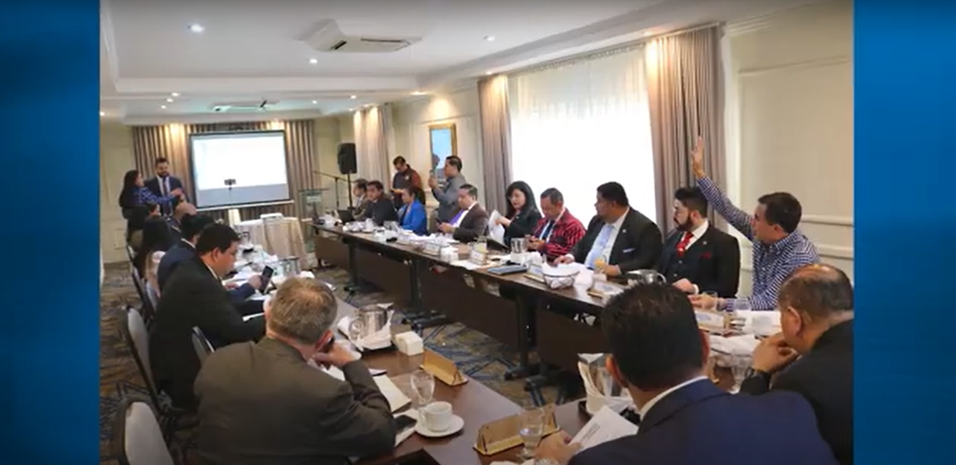 Comisión del Congreso se reúne con magistrados del TSE por evento ...