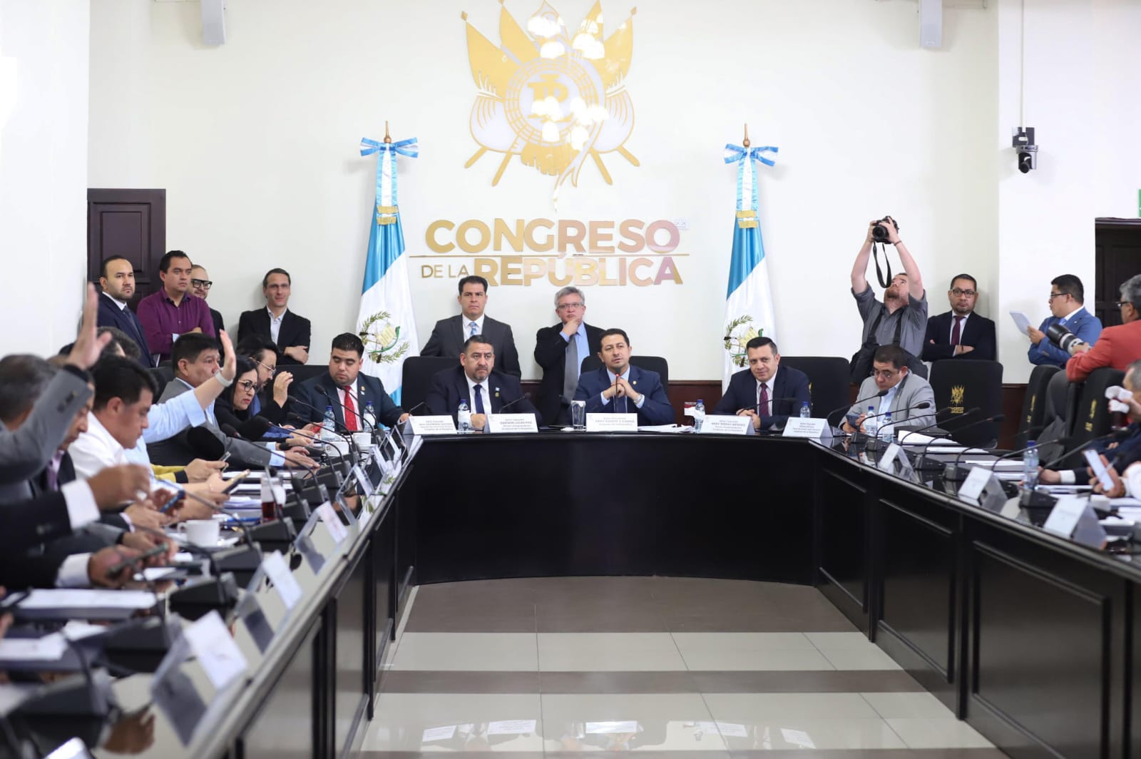 Bancada VIVA solicitará que CC reitere a Directiva del Congreso reconocer a nueva jefatura