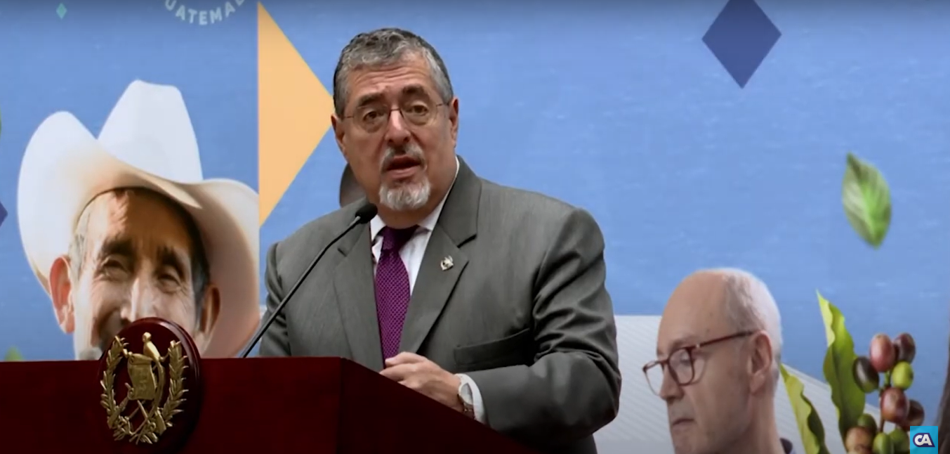 Arévalo promete finalizar el año con el 94 % de ejecución
