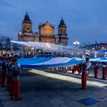 Arévalo señala “compromiso permanente” ante la Independencia en actos en Plaza de la Constitución