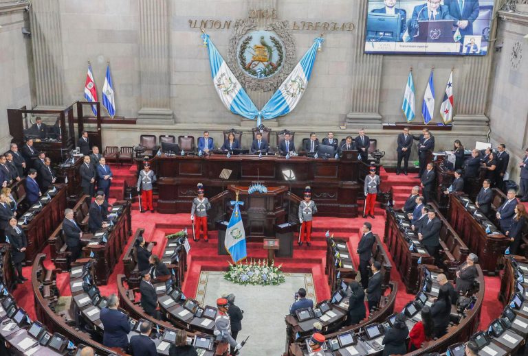 Congreso conmemora 2
