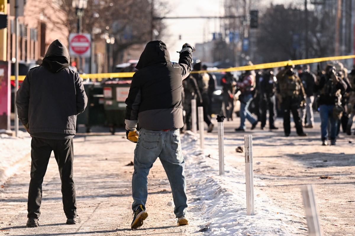 Protests after US immigration officer kills woman in Minneapolis